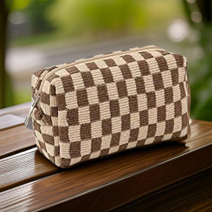 check cosmetic bag