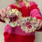 Load image into Gallery viewer, wreath holiday party glasses
